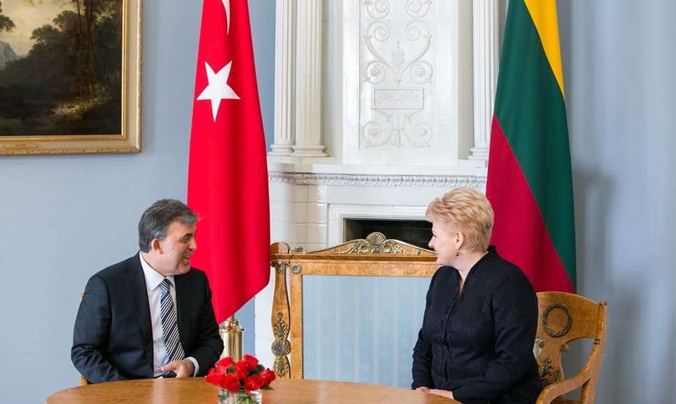 Turkijos prezidentas Abdullahas Gulu ir Lietuvos prezidentė Dalia Grybauskaitė