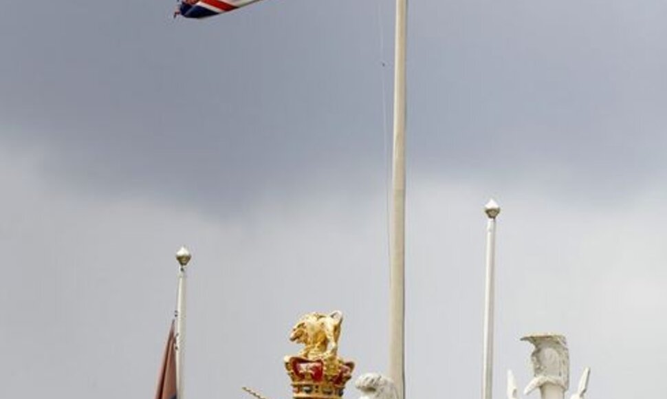 Pusiau nuleista Didžiosios Britanijos vėliava