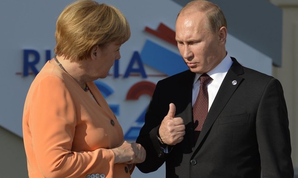 Vokietijos kanclerė Angela Merkel ir Rusijos prezidentas Vladimiras Putinas