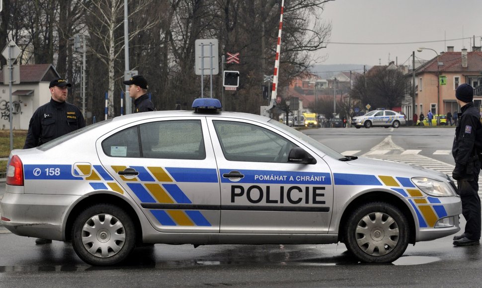 Čekijos policija netoli išpuolio vietos