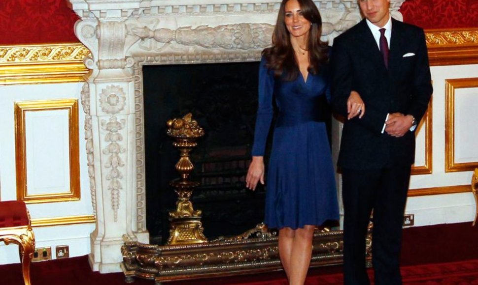 Kate Middleton su sužadėtiniu princu Williamu