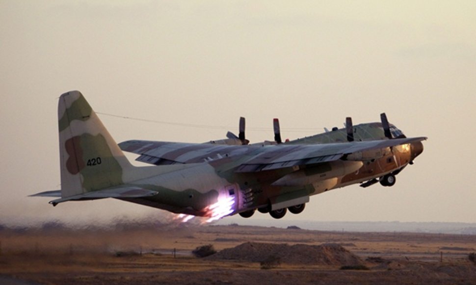 Izraelio „C-130 Hercules“ pakilimo akimirka