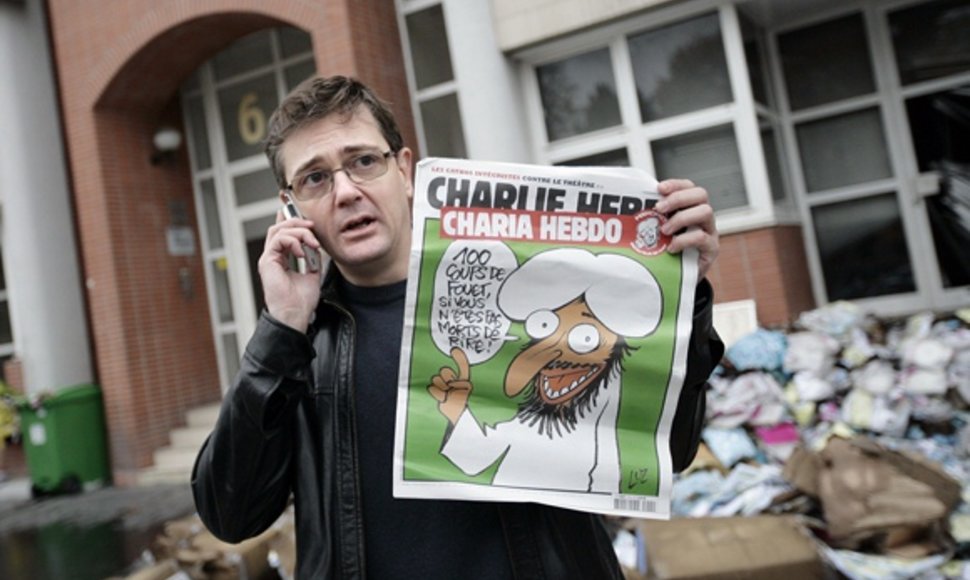 Charbas laiko 2011 m. lapkričio 2-osios „Charlie Hebdo“ žurnalą.