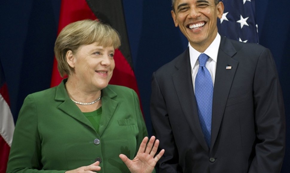 Vokietijos kanclerė Angela Merkel (kairėje) ir JAV prezidentas Barackas Obama