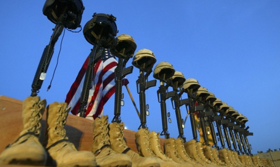 Žuvusių 15 JAV karių pagerbimas (2003 lapkričio 6 d.)