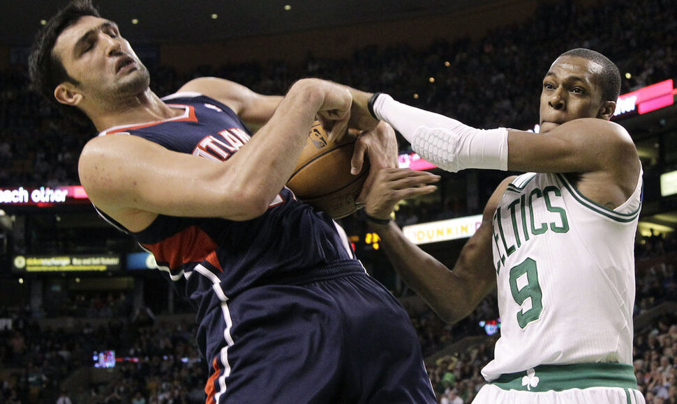 Zaza Pachulia ir Rajonas Rondo