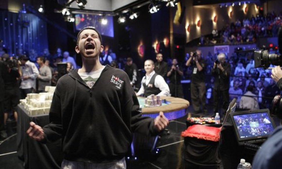 J.Duhamelis triumfuoja WSOP čempionate Las Vegase