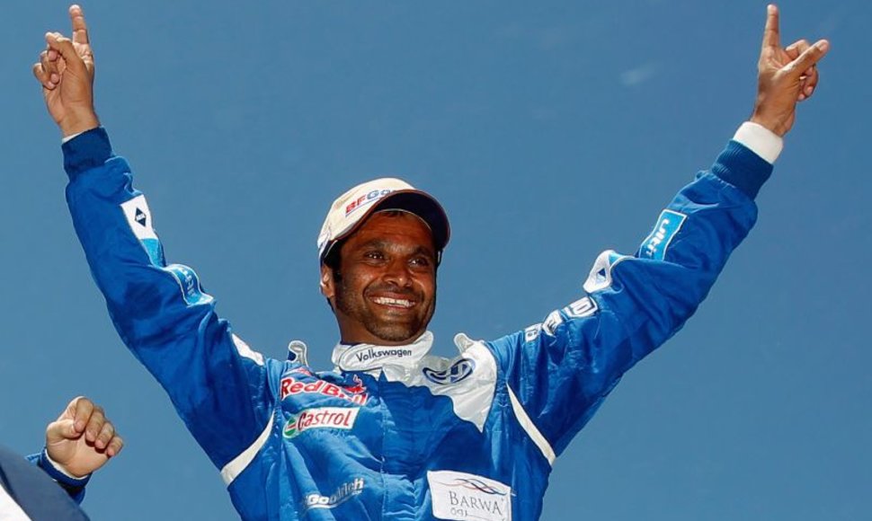 Nasseras Al-Attiyahas triumfuoja Dakaro ralyje