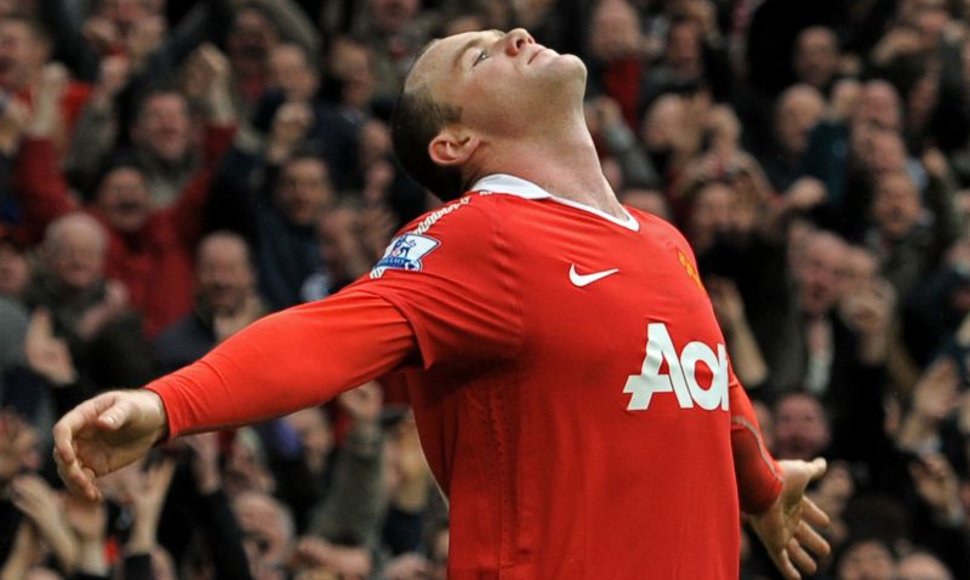 Wayne'o Rooney įvartis taip pat puikuojasi gražiausių mėnesio įvarčių sąraše.
