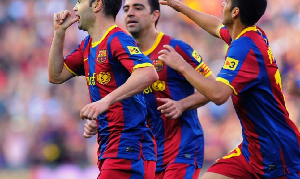 Barselonos futbolininkai pasiekė dar vieną pergalę