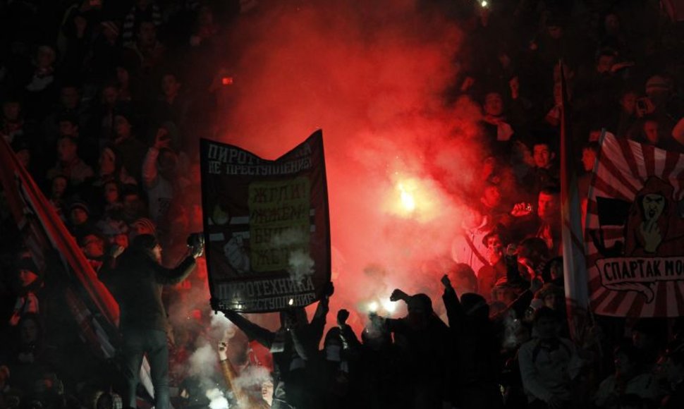 Rusijoje „Spartak“ klubo fanai kovėsi su milicija