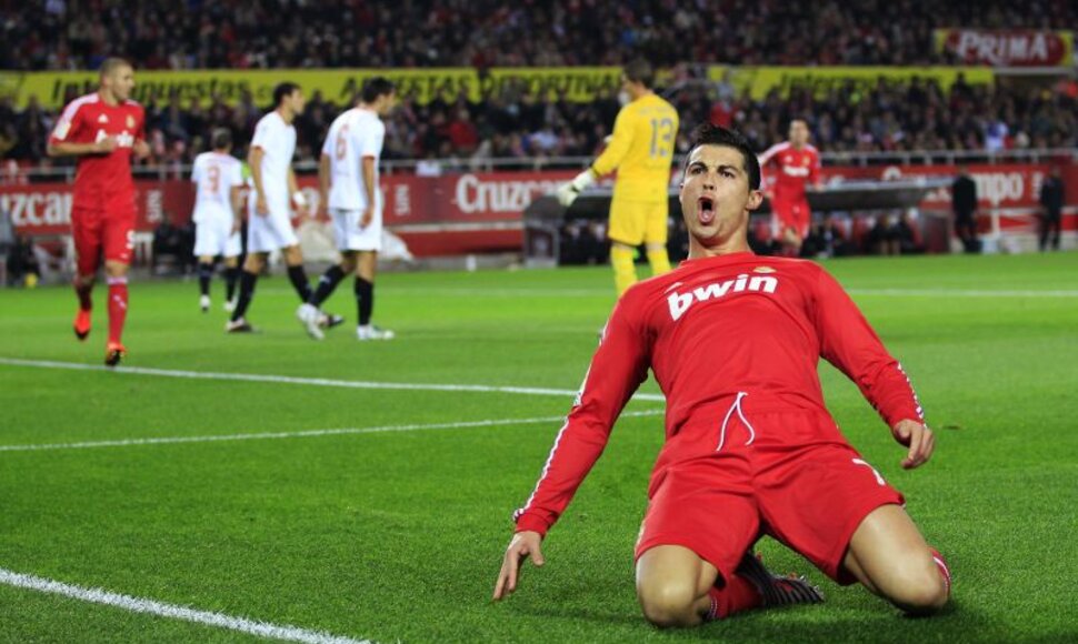 Cristiano Ronaldo pelnė tris įvarčius