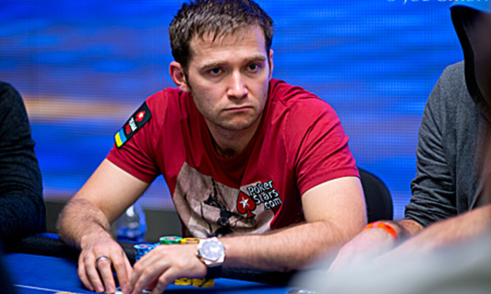 Pokerio žvaigždė Eugene Katchalovas nenusiteikusi trauktis iš mūšio.
