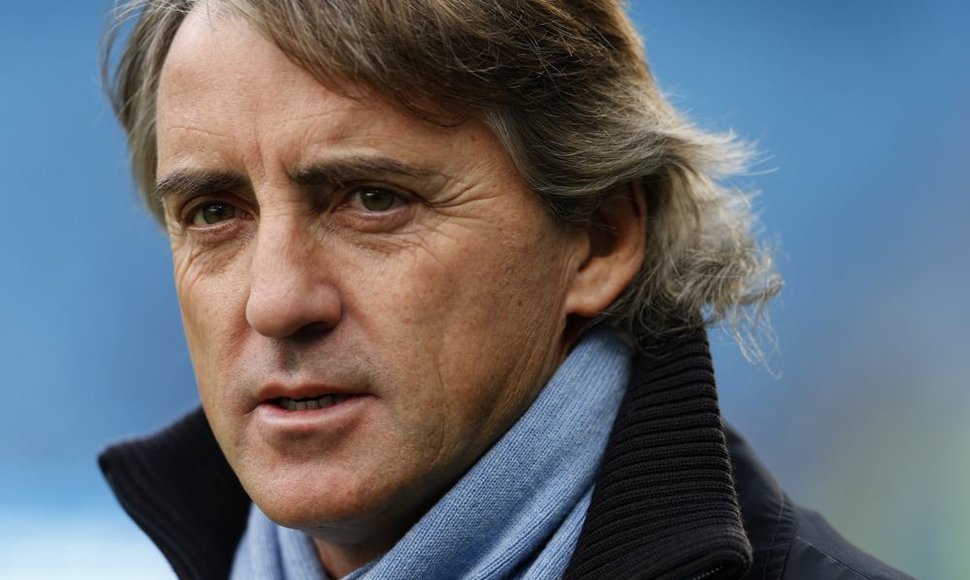 Svyruoja trenerio Roberto Mancini kėdė „Manchester City“ klube