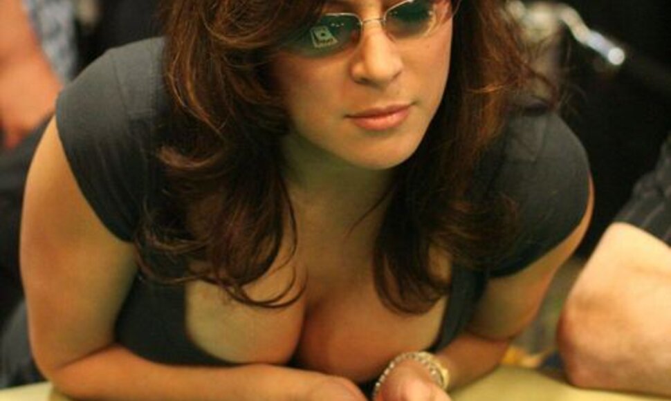 Jennifer Tilly