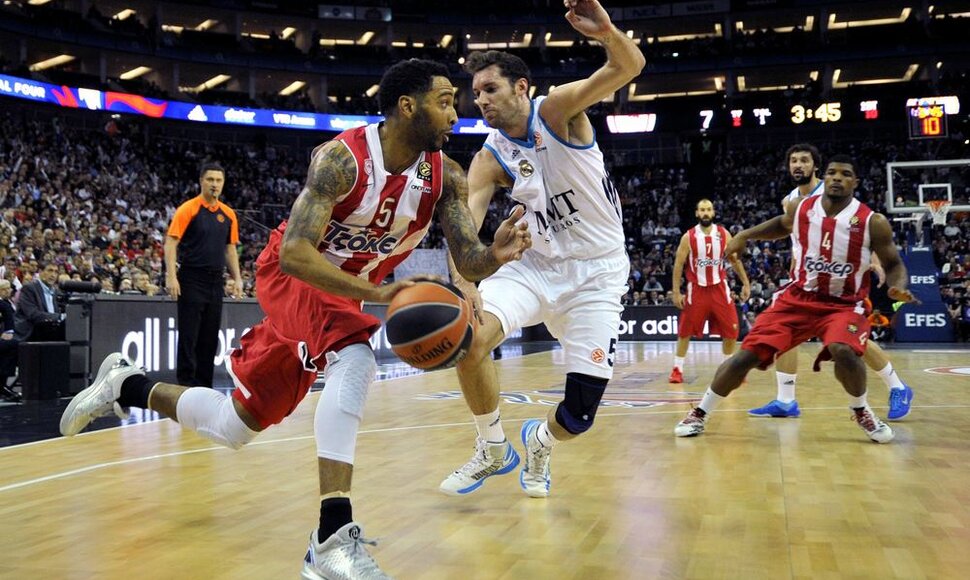 „Olympiacos“ apgynė čempionų titulą