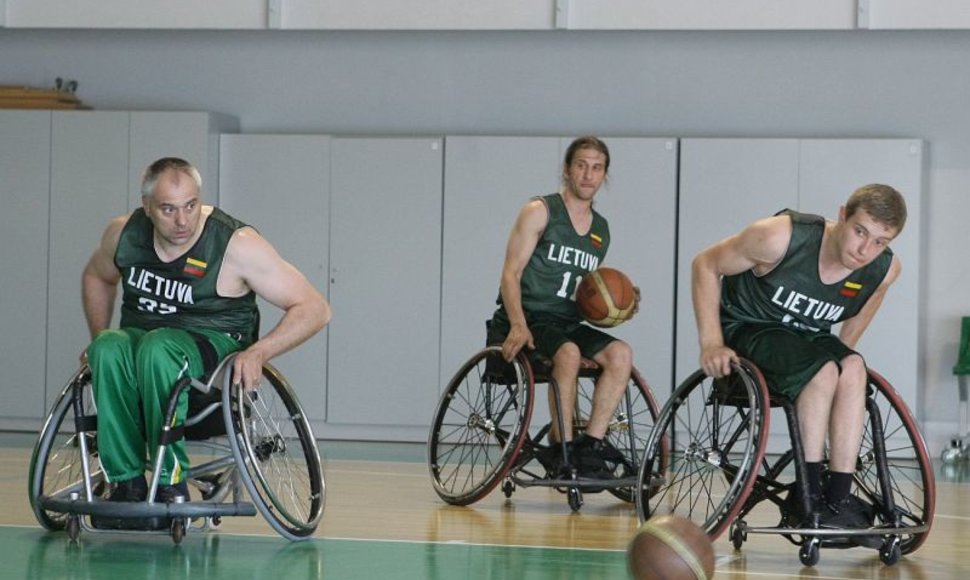 Neįgaliųjų rinktinė tęsia pasiruošimą Europos čempionatui Lietuvoje 