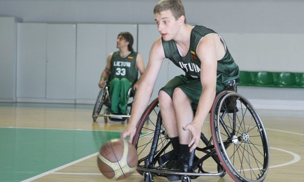 Neįgaliųjų rinktinė tęsia pasiruošimą Europos čempionatui Lietuvoje 