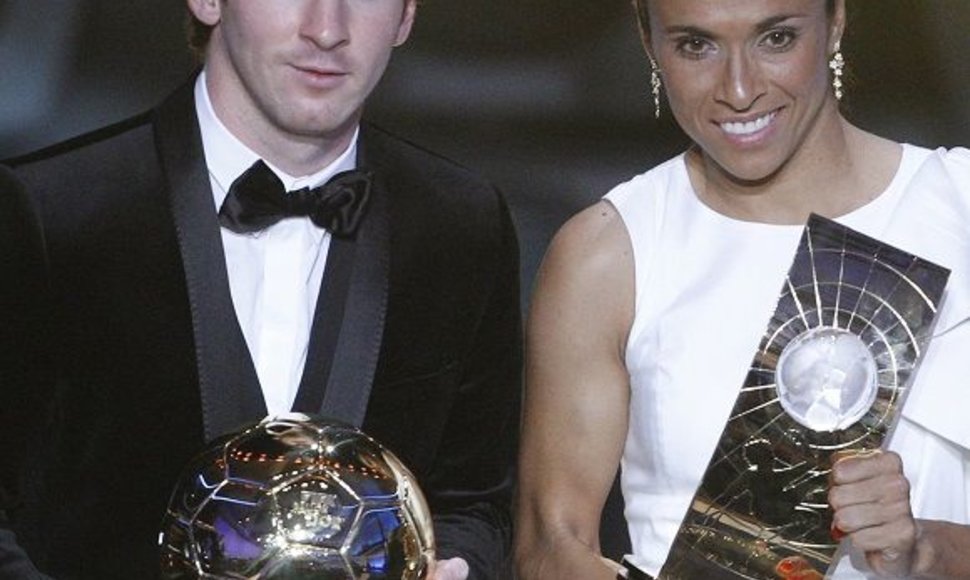 Lionelis Messi ir Marta – geriausi 2010 metų pasaulio futbolininkai