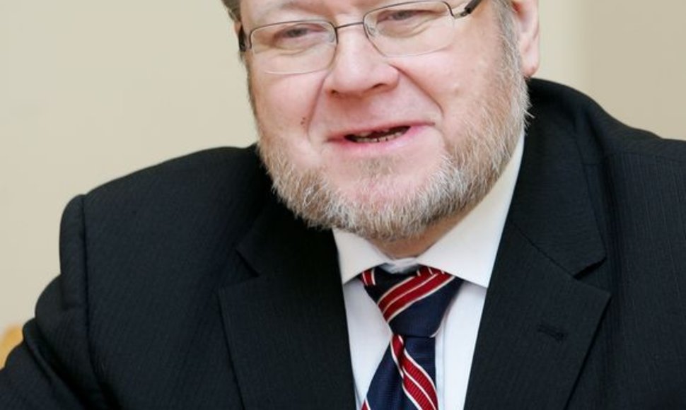 Islandijos užsienio reikalų ministras Ossuras Skarphedinssonas