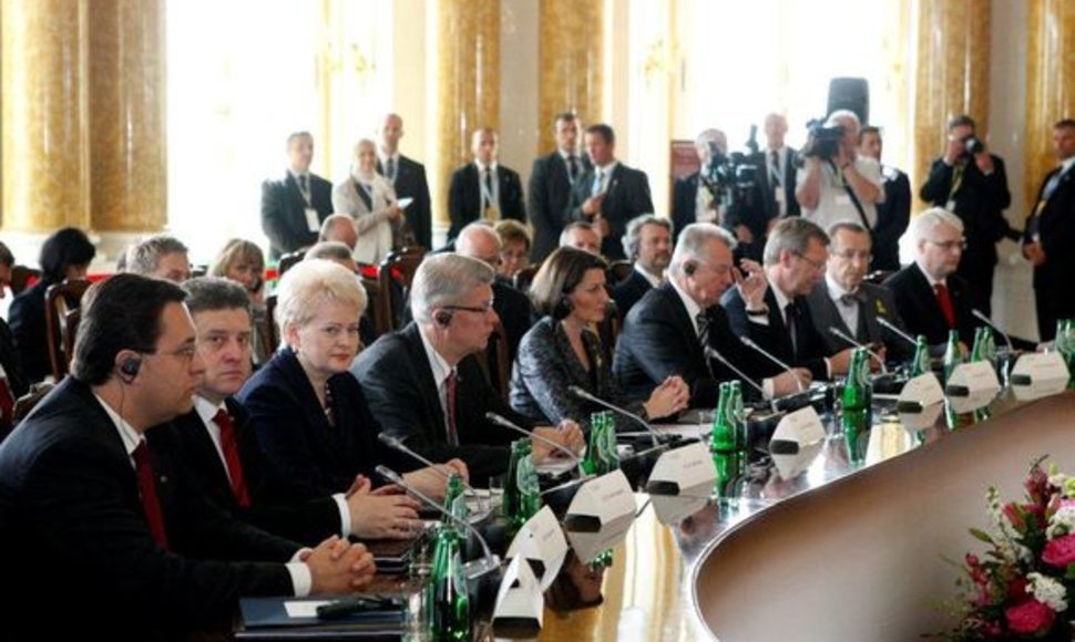 Lenkijoje vyksta Vidurio Europos šalių vadovų susitikimas