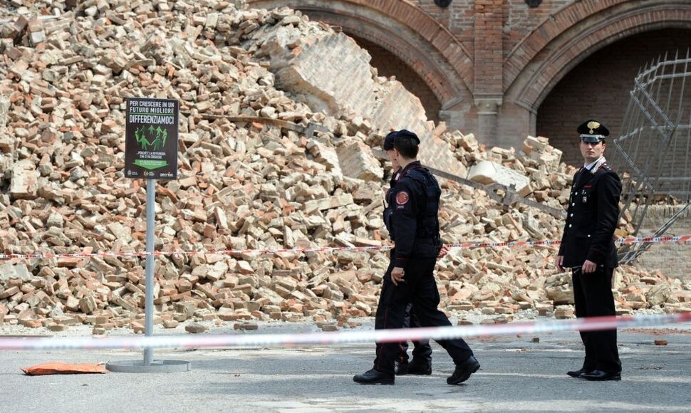 Italiją purto žemės drebėjimai