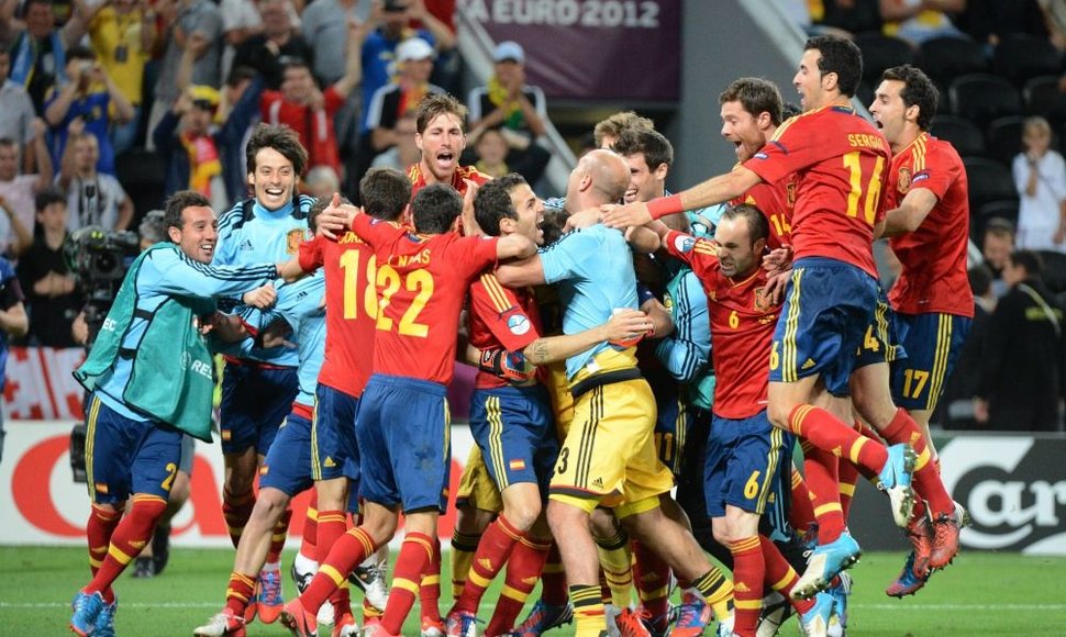 Ispanija žaidžia nuobodžiai, sukuria nedaug progų, bet vis dar laimi.