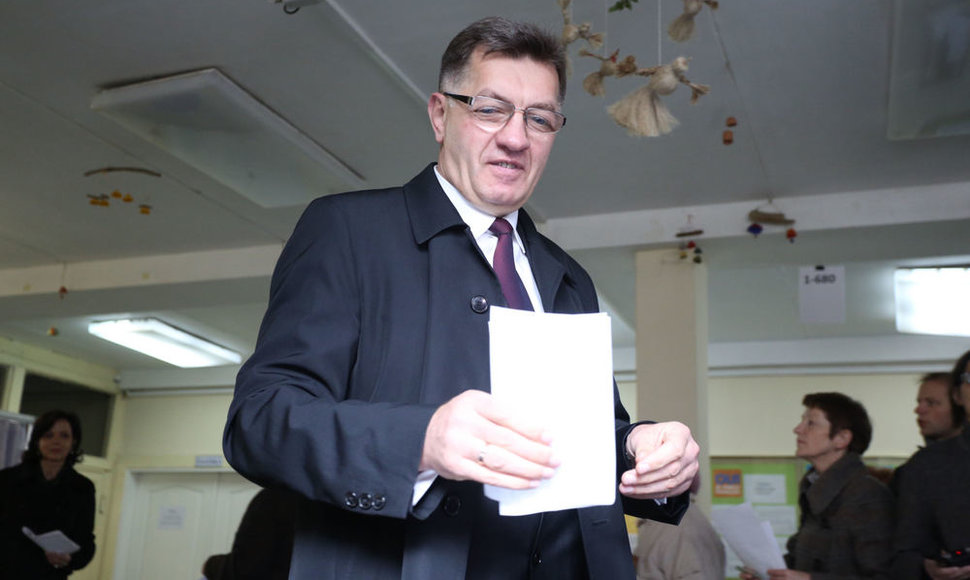 Algirdas Butekevičius balsavo Seimo rinkimuose