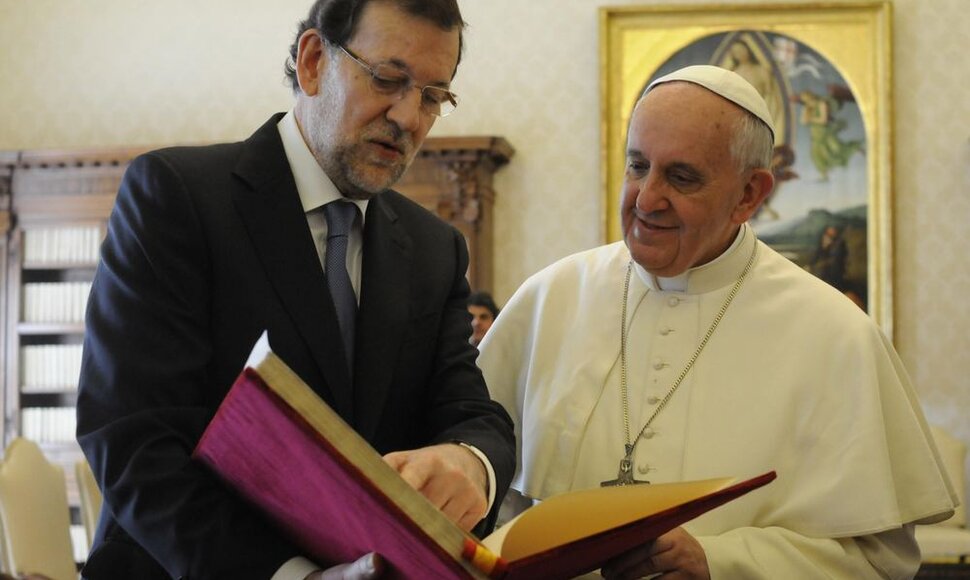 Ispanijos ministras pirmininkas Mariano Rajoy (kairėje) ir popiežius Pranciškus