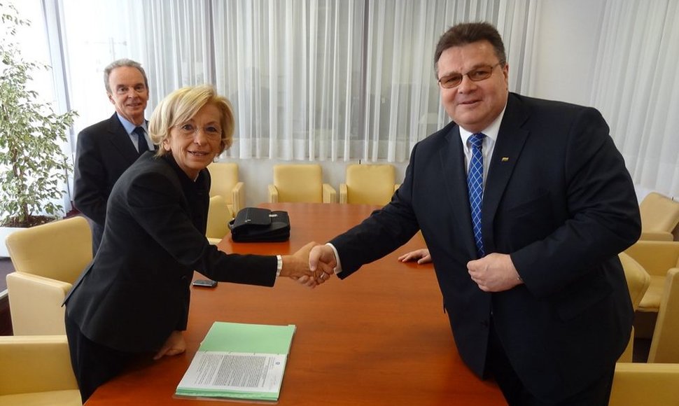 Italijos užsienio reikalų ministrė Emma Bonino ir Linas Linkevičius