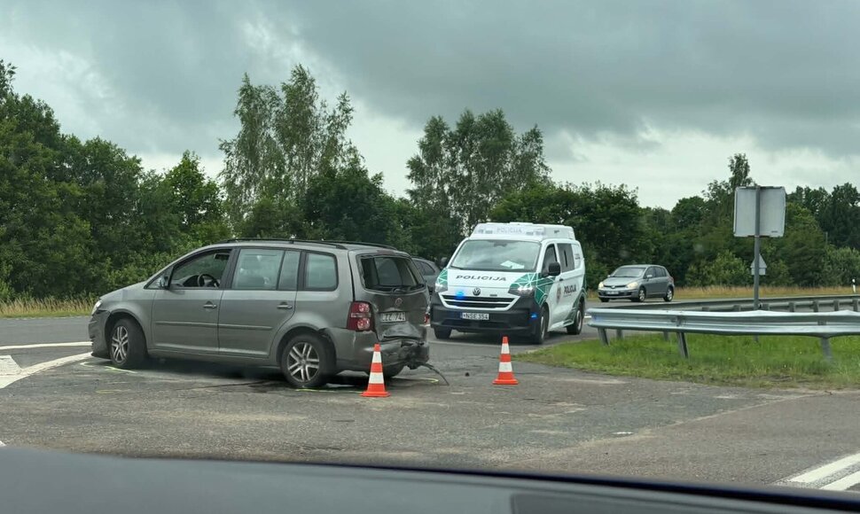 Dėl avarijos susidariusi spūstis