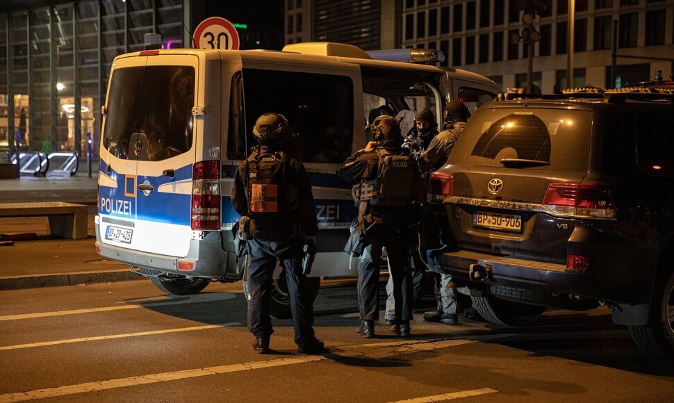 Policija Berlyne / Zhang Haofu / ZUMAPRESS.com