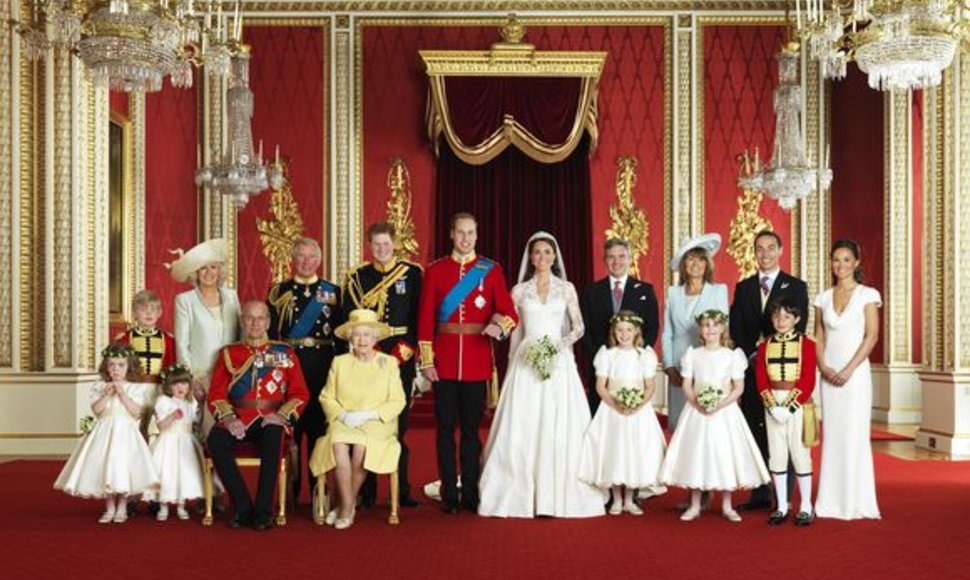 Oficiali karališkų vestuvių nuotrauka