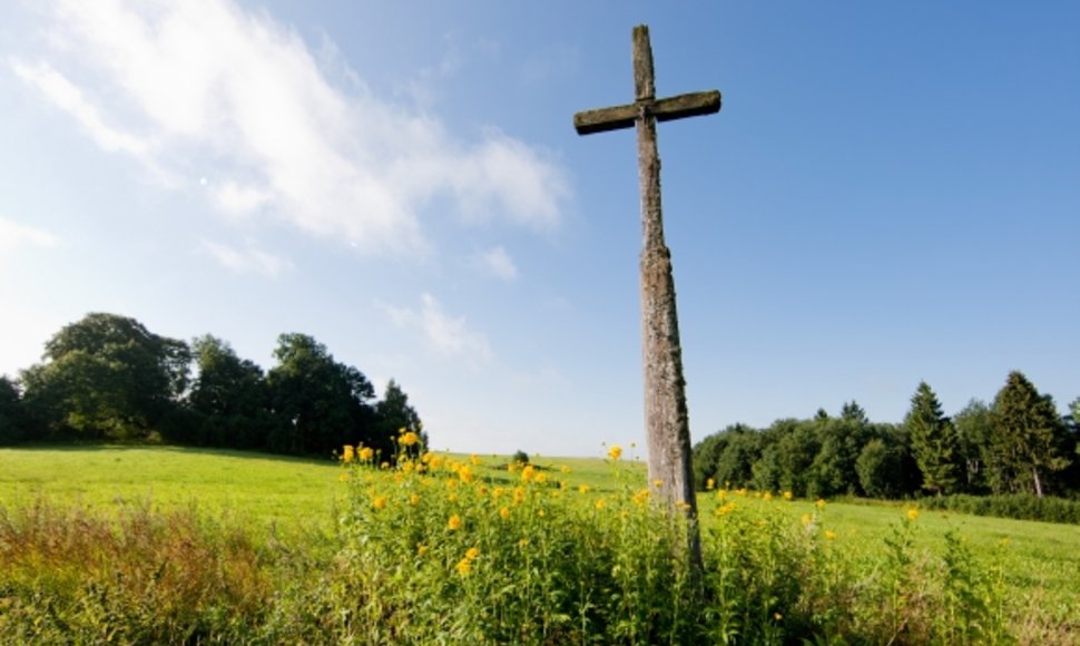 Senas kryžius Šilalės rajone