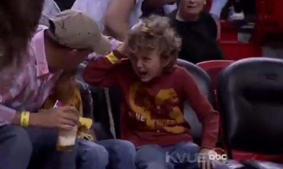 LeBrono Jameso nuskriaustas berniukas