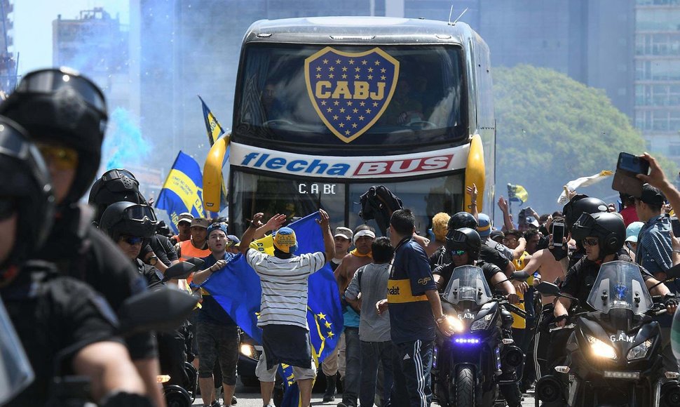 Prieš „The Copa Libertadores“ rungtynes tarp „River Plate“ ir „Boca Juniors“