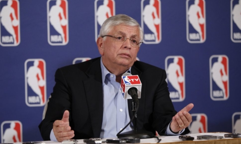 NBA komisaras Davidas Sternas paskelbė apie lokauto pradžią