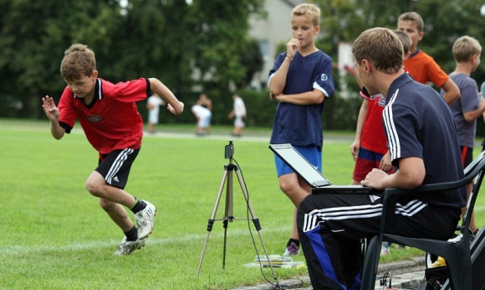 Jaunųjų futbolininkų testavimas