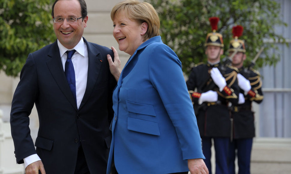 Francois Hollande'as ir Angela Merkel 