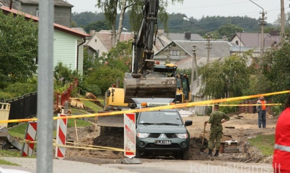 Kelmėje rekonstruojant gatvę rastas sprogmuo