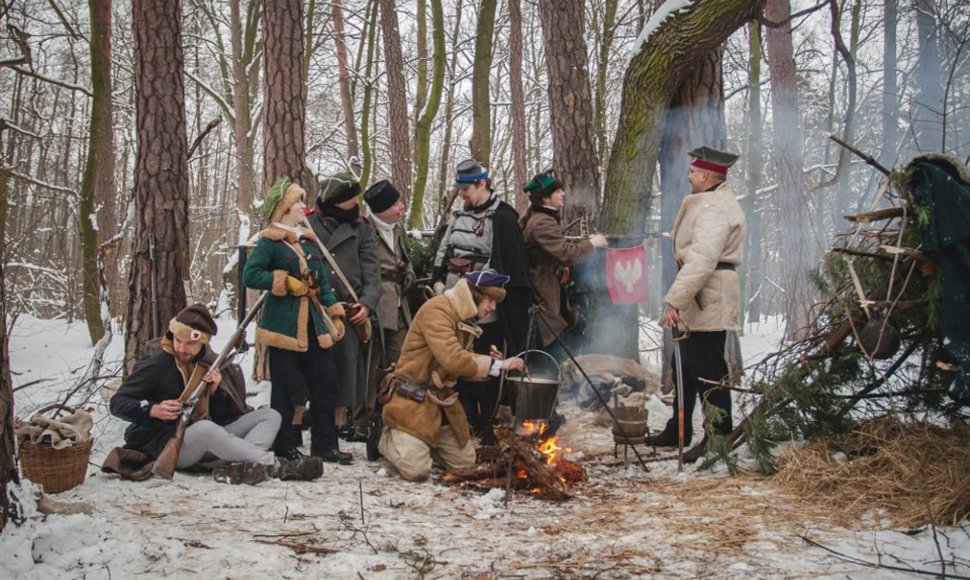 Paberžėje atkurti 1863-iųjų metų sukilimo ir partizaninių kovų epizodai