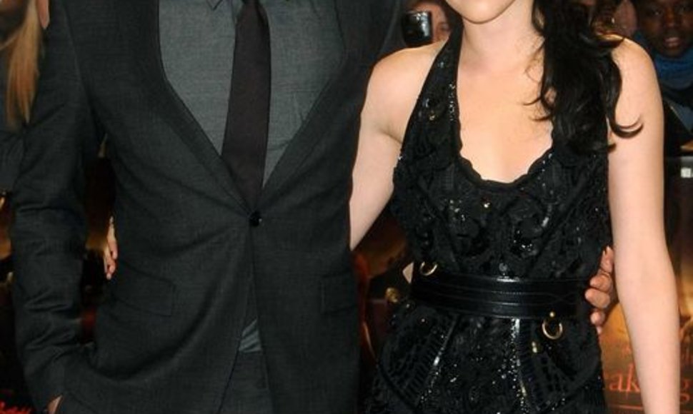 Robertas Pattinsonas ir Kristen Stewart