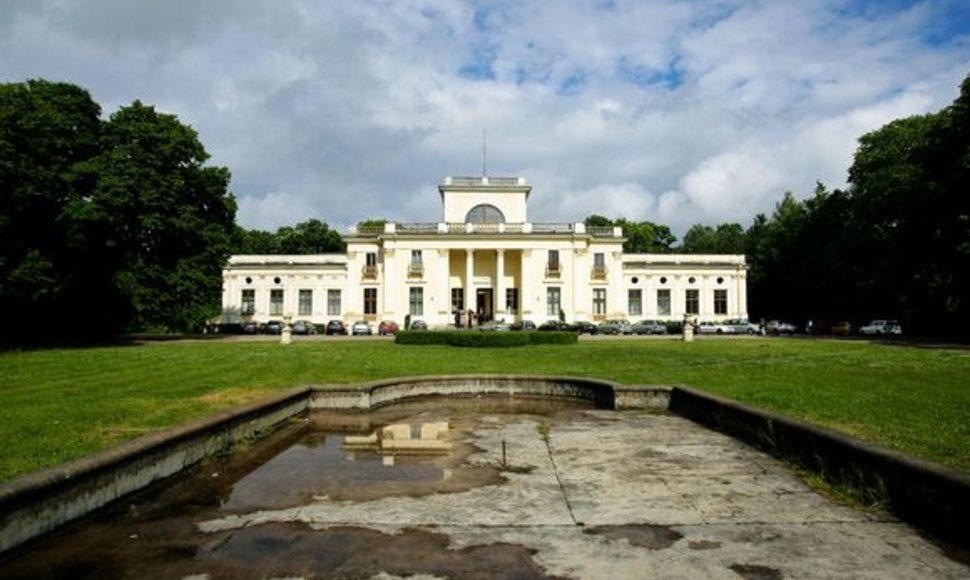 Grafų Tiškevičių rūmai Trakų Vokėje