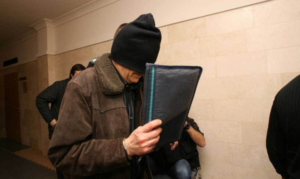 Daug kartų už liguistą potraukį berniukams į tesisėsaugos akiratį pakliuvęs E.Čekanavičius nuteistas 17 metų kalėti.