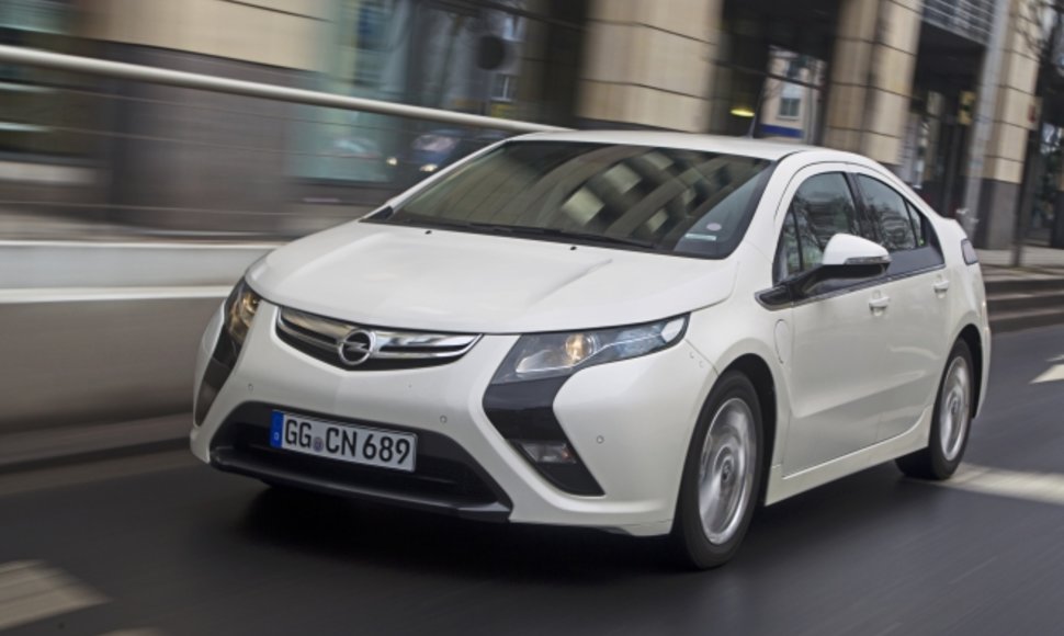 „Opel Ampera“: naujas vokiečių hibridas