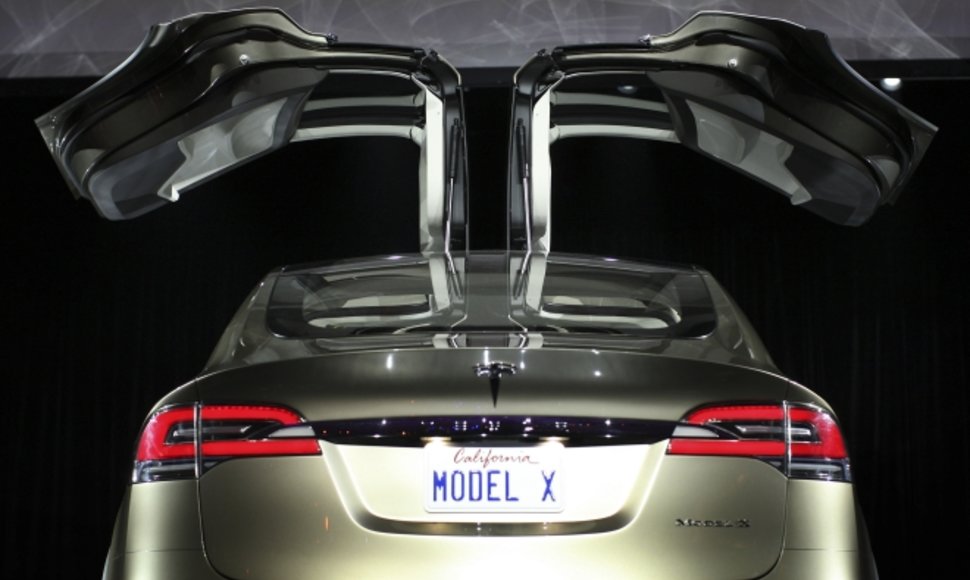 „Tesla Model X“ pristatymas