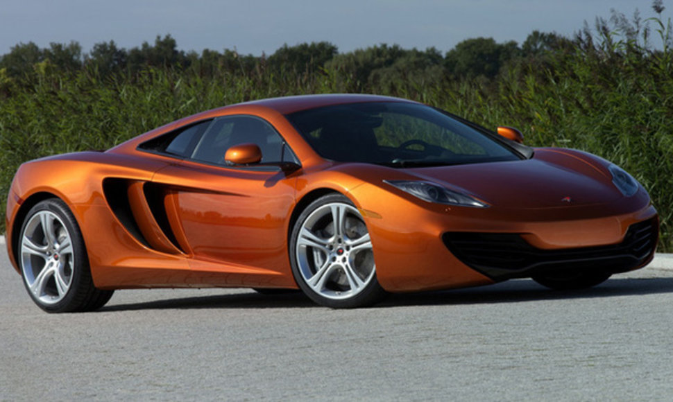 „McLaren MP4–12C“