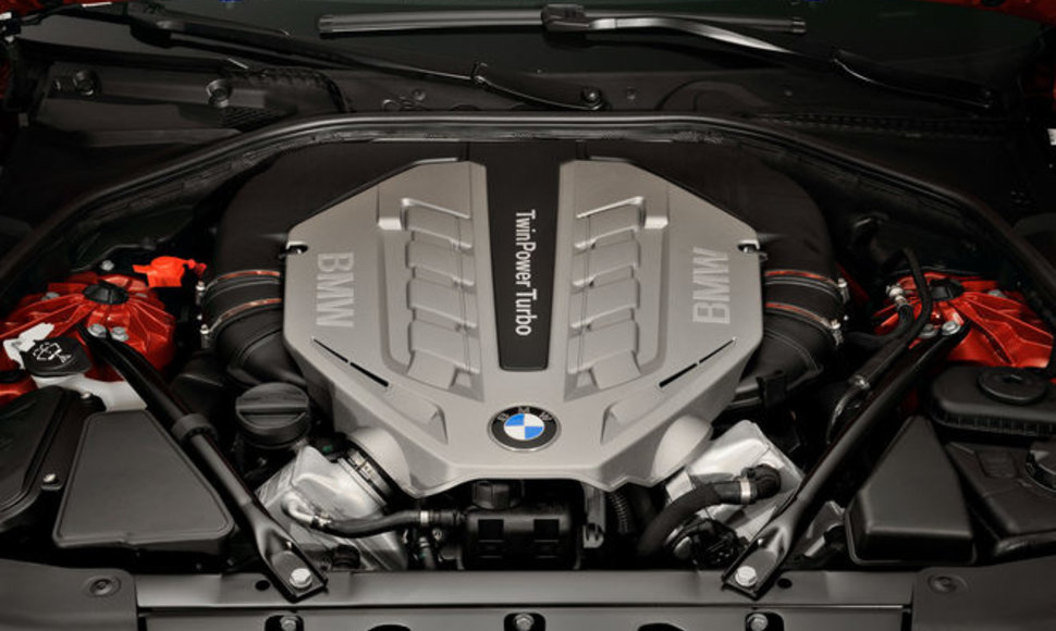 Naujasis 6-os serijos BMW