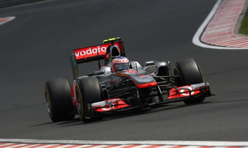 Jensonas Buttonas, „McLaren“