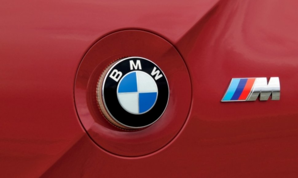 BMW M logotipas